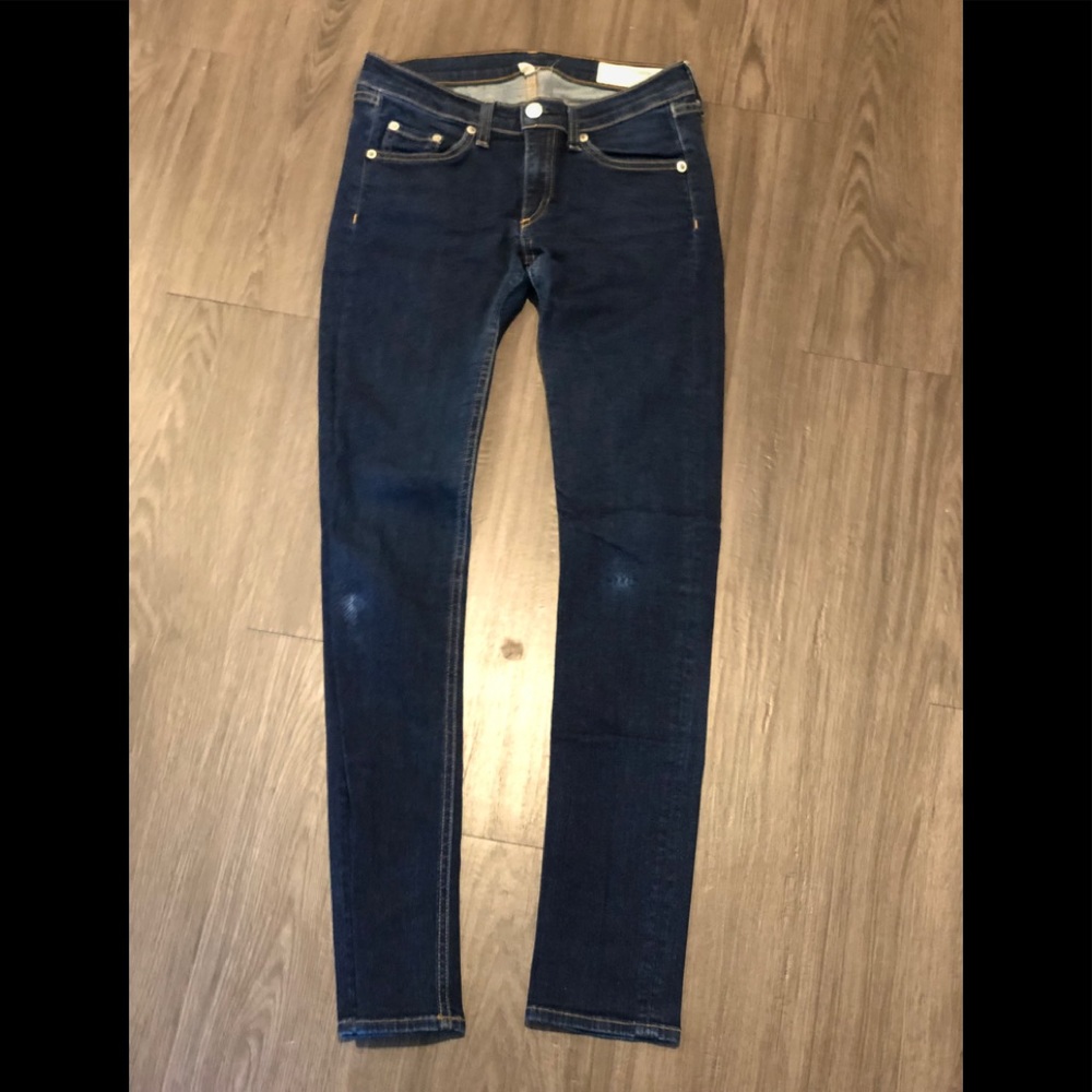 Mid rise skinny jeans. Size 26